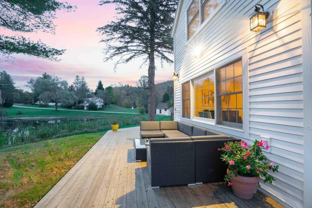 The Villa - Industrial Farmhouse With Hot Tub Довер Екстер'єр фото