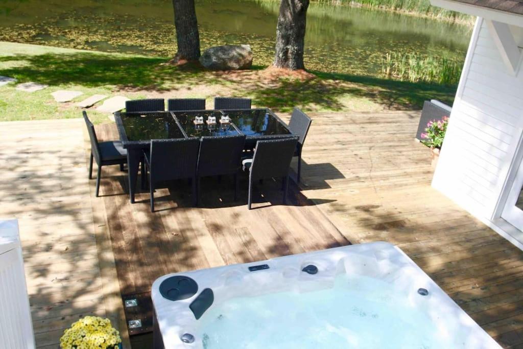 The Villa - Industrial Farmhouse With Hot Tub Довер Екстер'єр фото